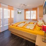 Azapartments Clarino * 格雷兴